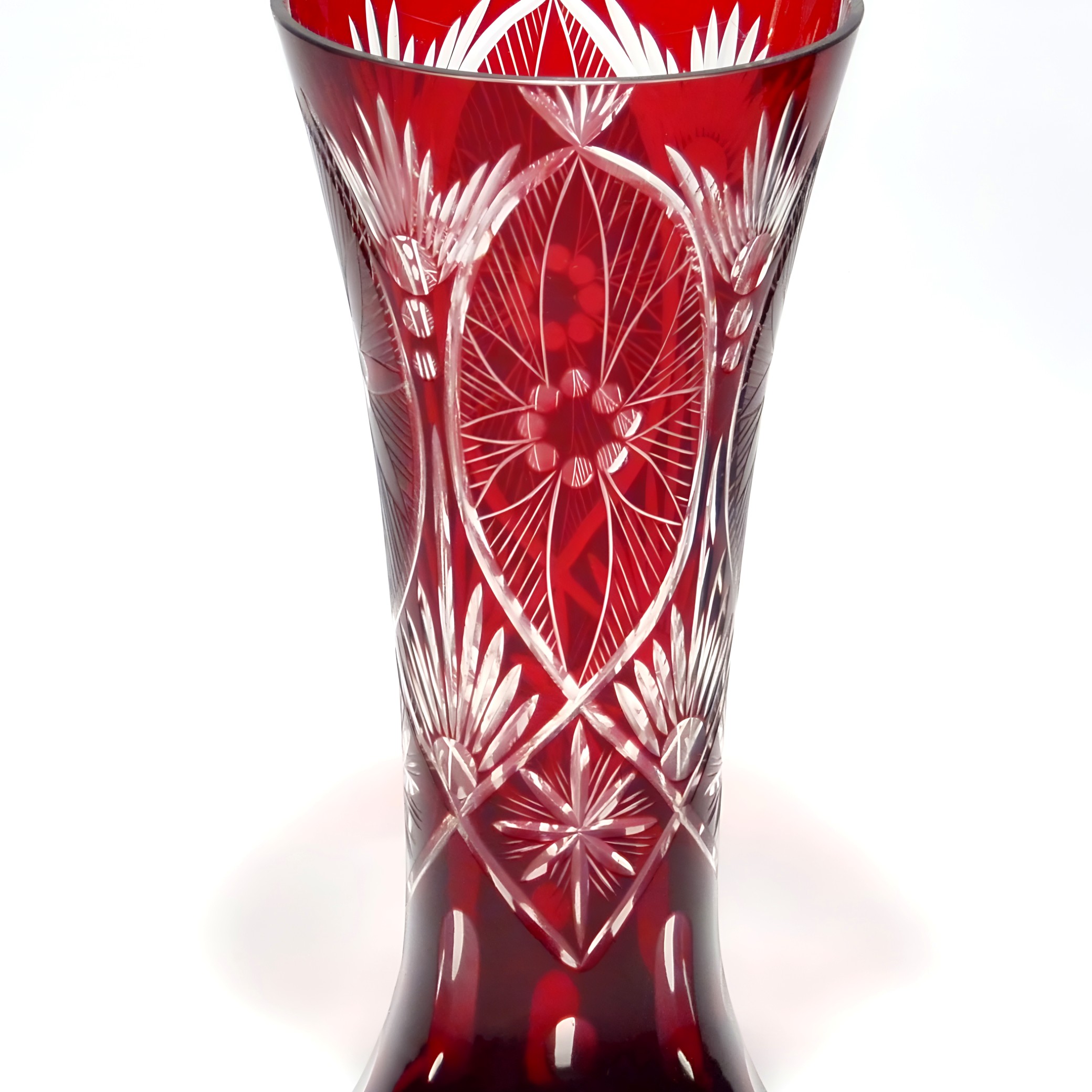 Böhmische Rote Kristallvase Aus Geschliffenem Glas, Mit Blumenmuster, Burgunder Bleikristallvase, Art Deco Graviertes Wohnaccessoire